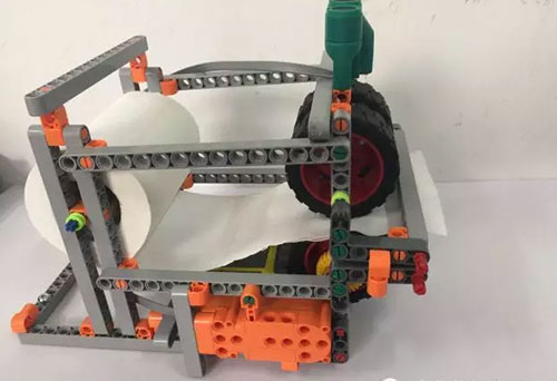 智能果殼箱，智慧出紙機(jī)……孩子們讓生活更智能！