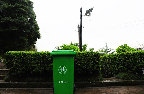 重庆乡村上岗塑料垃圾桶 助推美丽乡村建设
