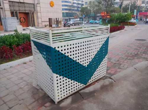 没想到市政街道垃圾桶也能这么美观