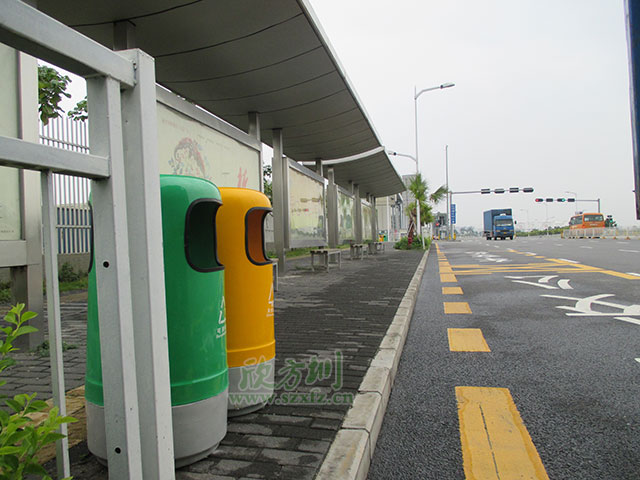 欣方圳玻璃钢垃圾桶 街道清洁好帮手
