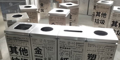 多国文字组合式不锈钢分类垃圾桶工厂批量生产图