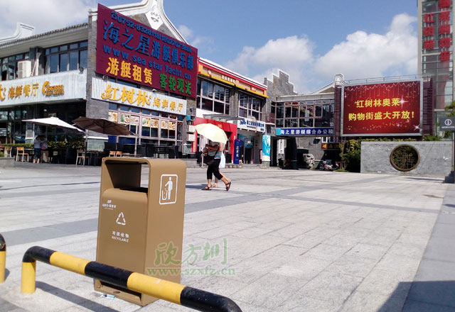巽寮湾户外单桶钢制垃圾桶户外街道摆放图