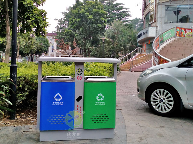 街道户外铁垃圾桶-街道户外铁皮烤漆垃圾桶定制厂家