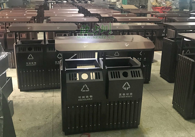 苏州园林户外钢木分类垃圾桶