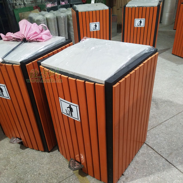 脚踏式户外垃圾桶提升广西南宁园林环境
