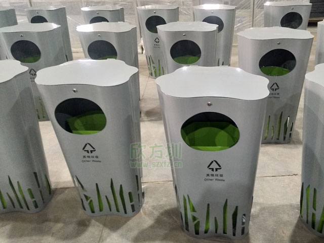 创意异形金属垃圾桶欣方圳工厂生产图