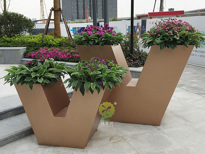 不锈钢V形字母创意花箱园林景观花池定制厂家