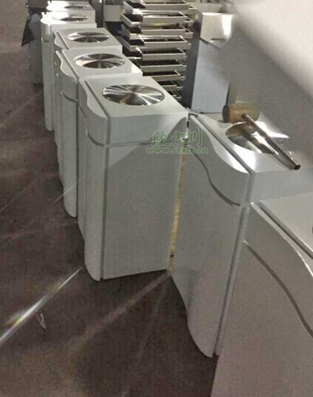 南海万达商场不锈钢烤漆果皮箱工厂生产图