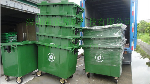 深圳万科订购欣方圳环卫垃圾车